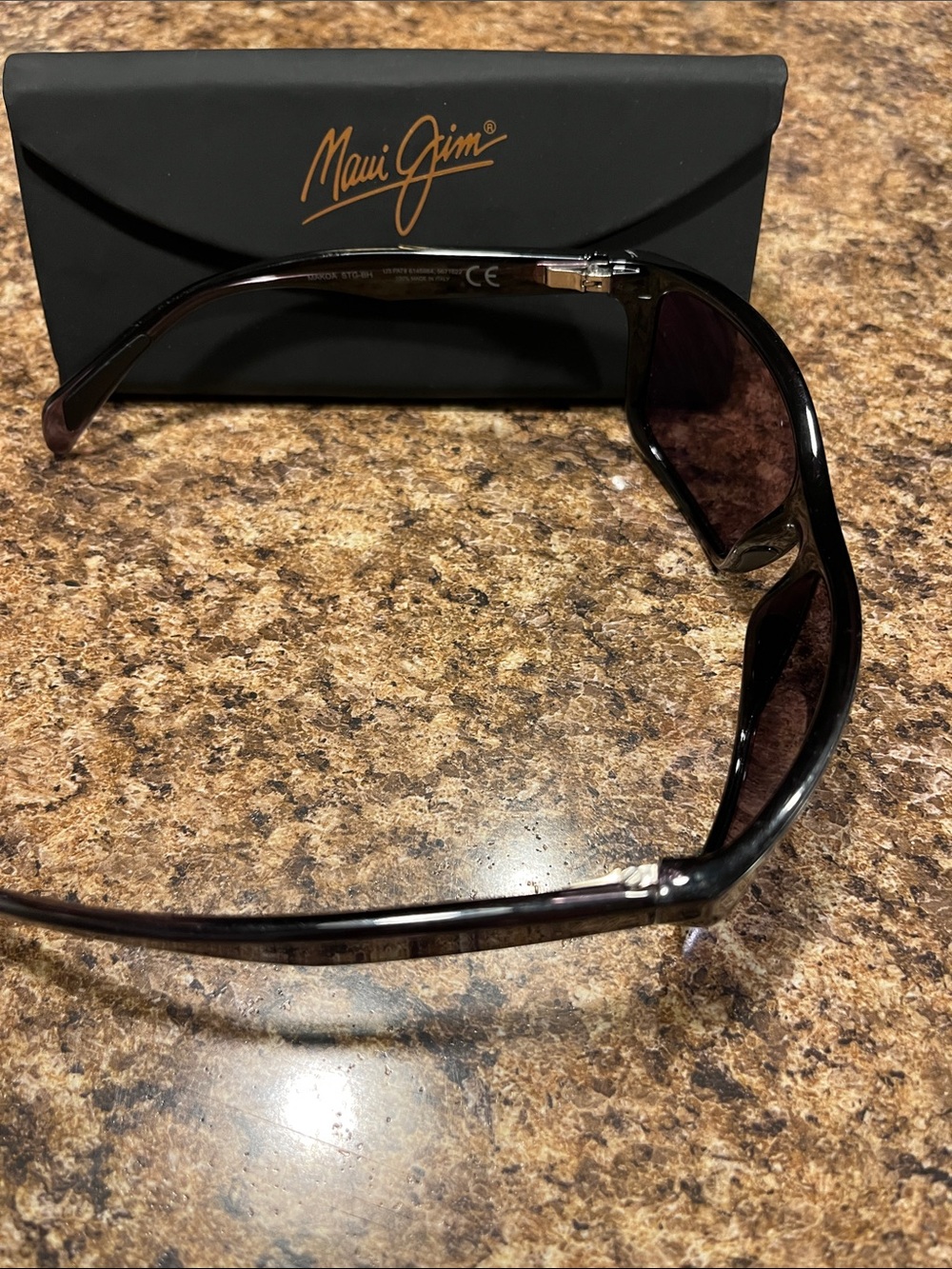 Maui Jim Sunglasses with Purple-Blue Mirrored Lenses - Picture 4 of 5